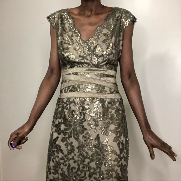 TADASHI SHOJI | Smoke Gold Illusion Lace Sequin Sheath Dress - Picture 6 of 7